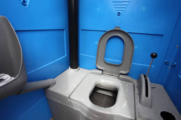 Best Porta potty delivery and setup  in St Marys, KS